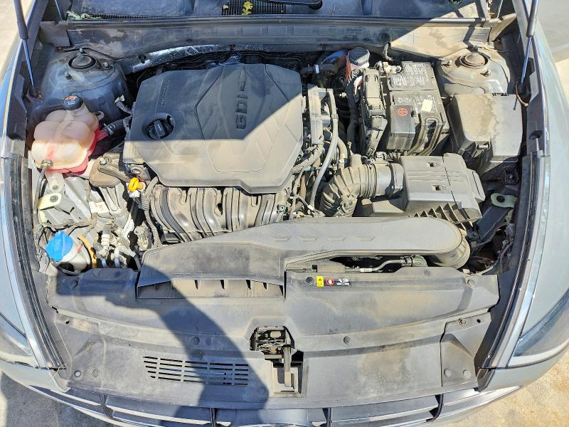 Photo 11 from auction – 2022 HYUNDAI SONATA with VIN 5NPEG4JAXNH142737