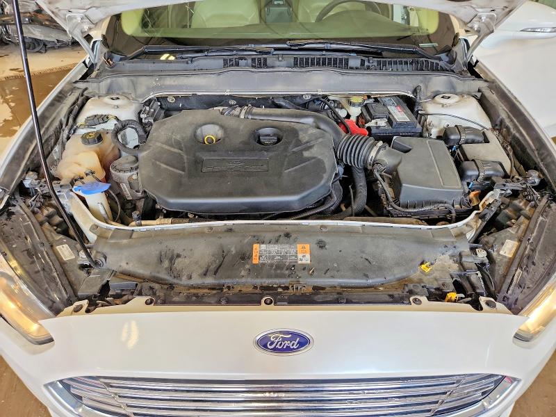 Photo 11 from auction – 2016 FORD FUSION with VIN 3FA6P0T92GR213273