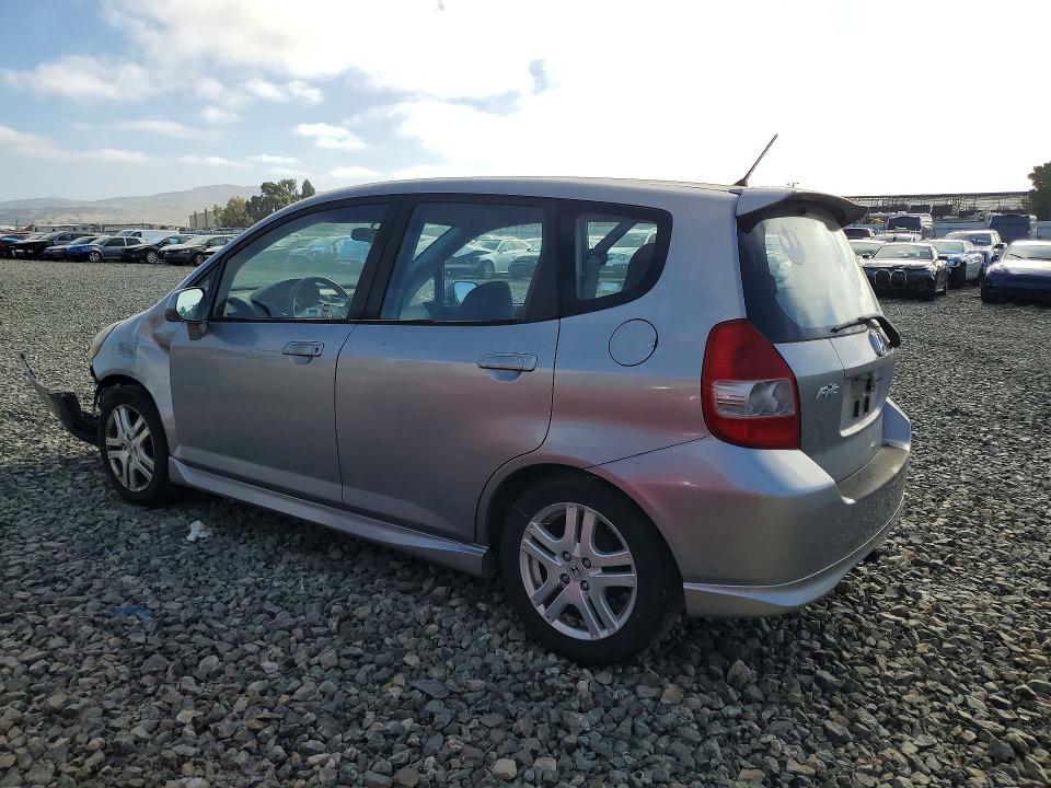 Photo 2 from auction – 2008 HONDA FIT with VIN JHMGD386X8S033048