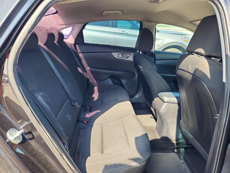 Photo 10 from auction – 2021 KIA FORTE with VIN 3KPF24AD3ME314445