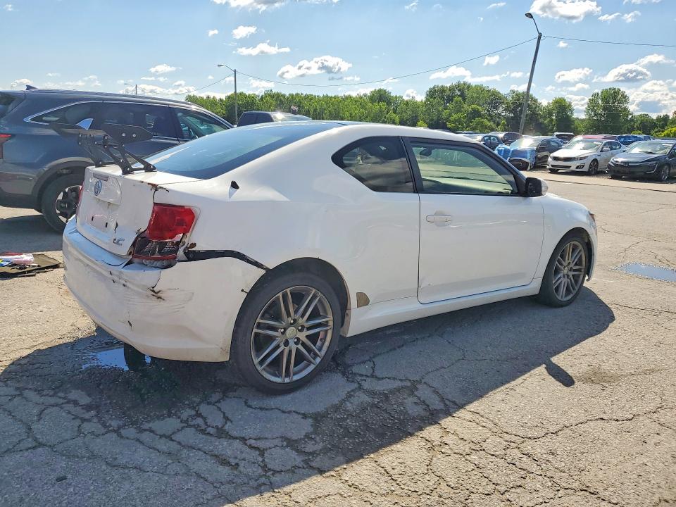 Photo 3 from auction – 2013 SCION TC with VIN JTKJF5C7XD3055142