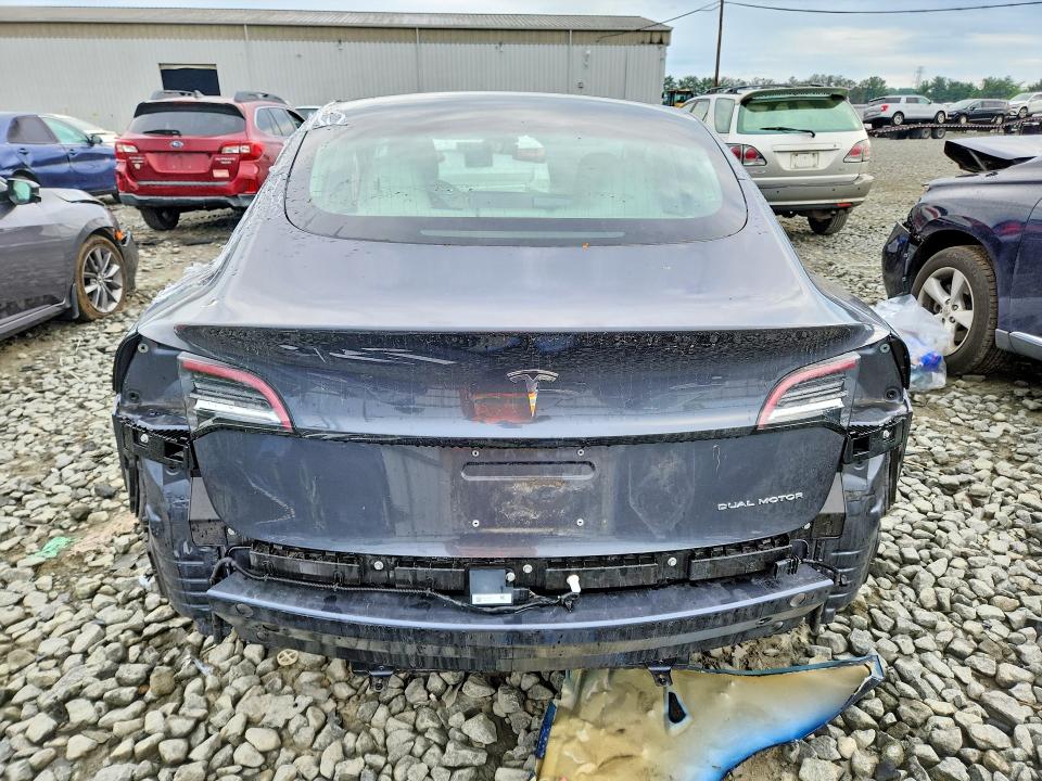 Photo 6 from auction – 2018 TESLA MODEL 3 with VIN 5YJ3E1EB9JF056021