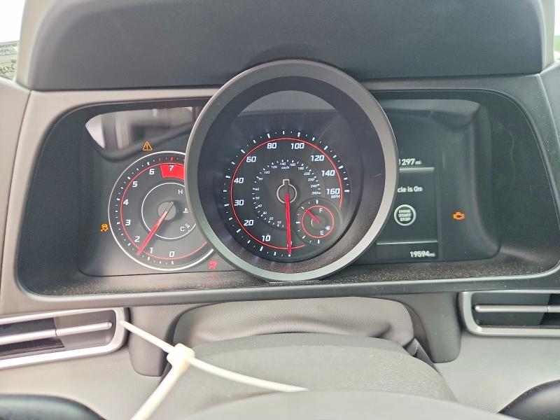 Photo 9 from auction – 2023 HYUNDAI ELANTRA with VIN 5NPLM4AG7PH112750
