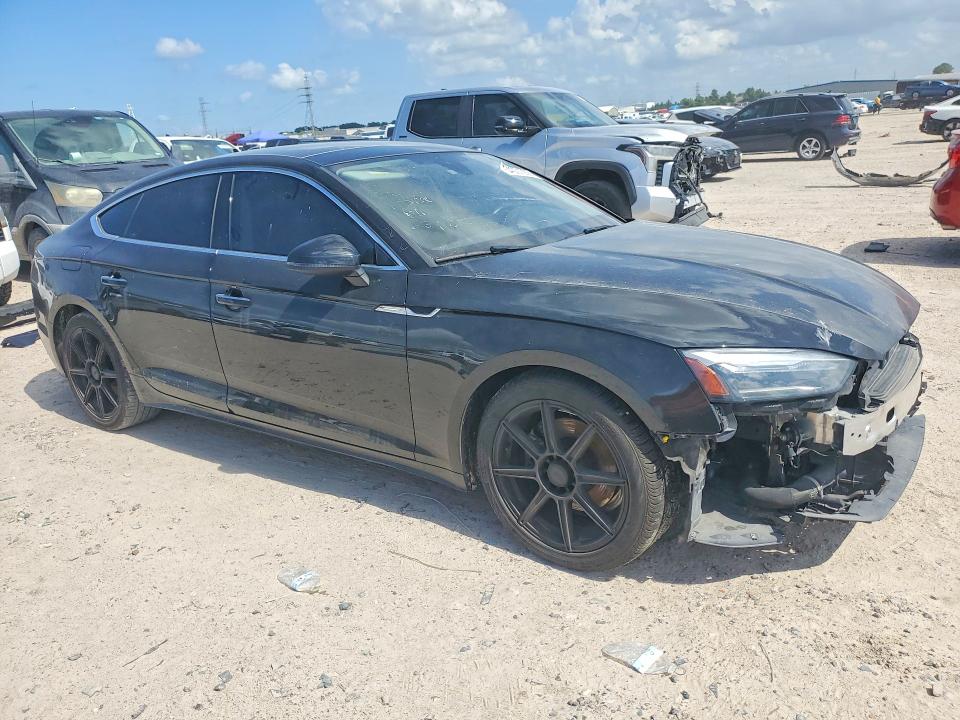 Photo 4 from auction – 2021 AUDI A5 with VIN WAUABCF54MA038721