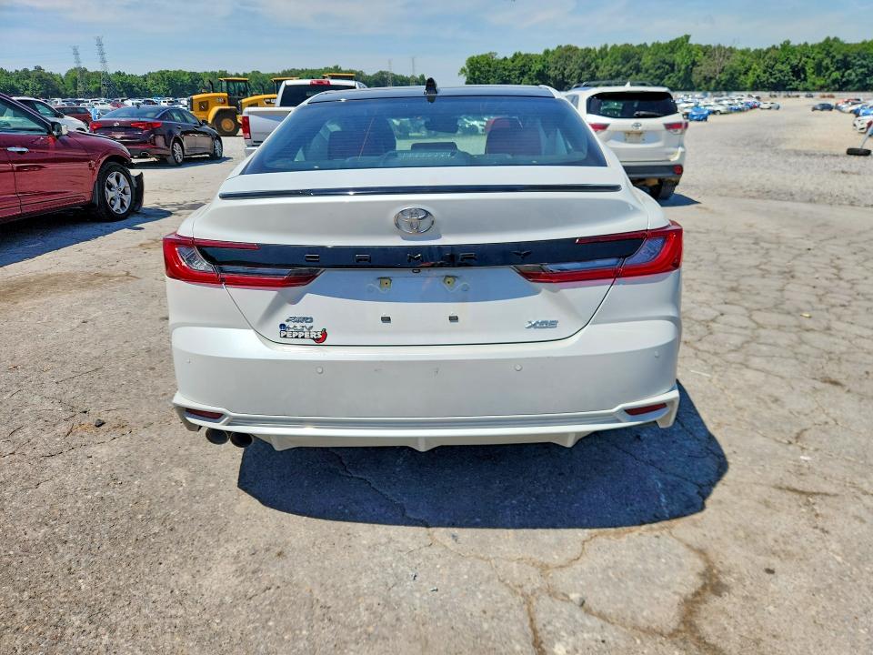 Photo 6 from auction – 2025 TOYOTA CAMRY with VIN 4T1DBADK3SU033269