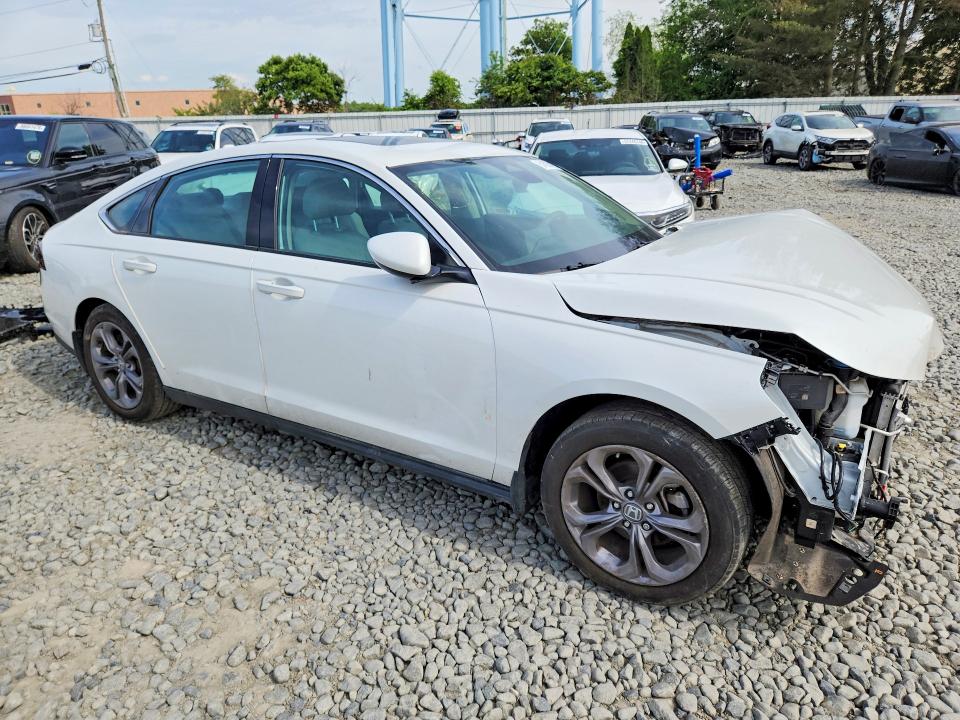 Фото 4 с аукциона – 2024 HONDA ACCORD с VIN 1HGCY1F37RA030666