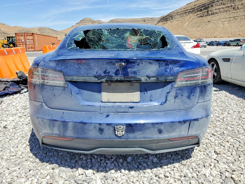 Photo 6 from auction – 2023 TESLA MODEL S with VIN 5YJSA1E50PF500445