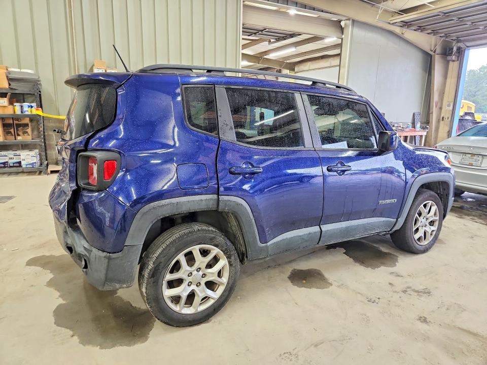 Photo 3 from auction – 2017 JEEP RENEGADE with VIN ZACCJBBB8HPE81710