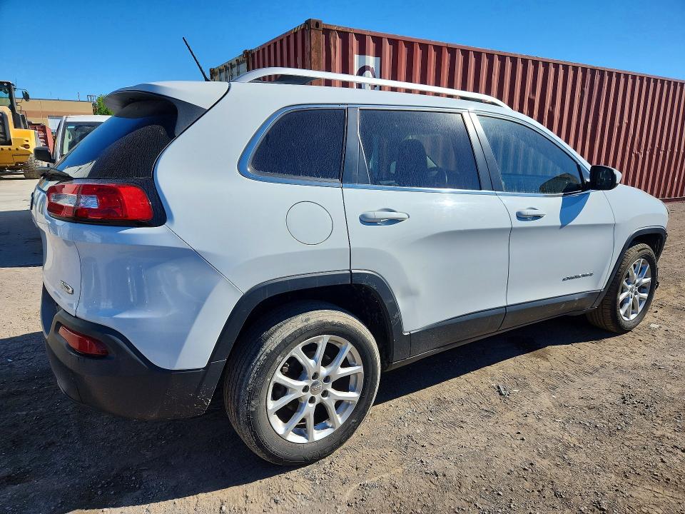 Photo 3 from auction – 2014 JEEP CHEROKEE with VIN 1C4PJLCB4EW217002