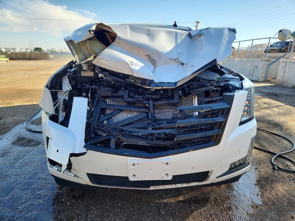 Photo 5 from auction – 2017 CADILLAC ESCALADE with VIN 1GYS4DKJ0HR163971