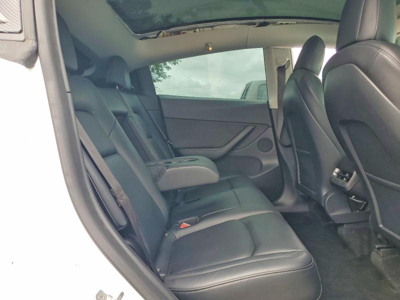 Photo 10 from auction – 2021 TESLA MODEL Y with VIN 5YJYGDEE2MF180678