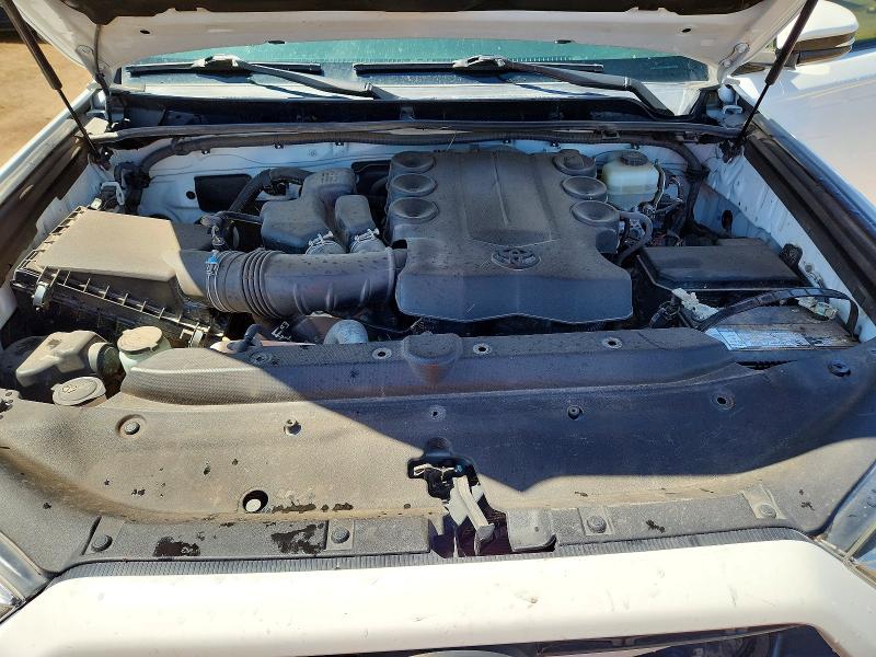 Photo 12 from auction – 2016 TOYOTA 4RUNNER with VIN JTEBU5JR0G5312089