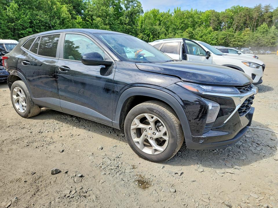 Photo 4 from auction – 2024 CHEVROLET TRAX with VIN KL77LFE21RC211137
