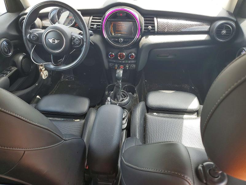 Photo 8 from auction – 2016 MINI COOPER with VIN WMWXU3C55G2D29674