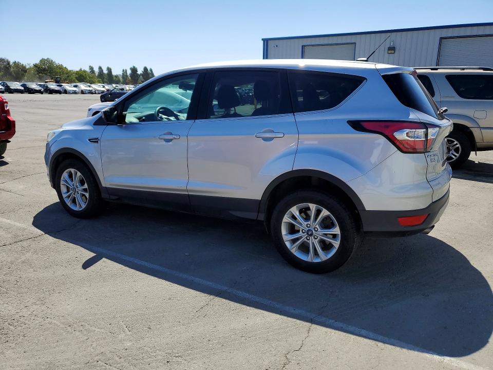 Photo 2 from auction – 2017 FORD ESCAPE with VIN 1FMCU9GD1HUE55471