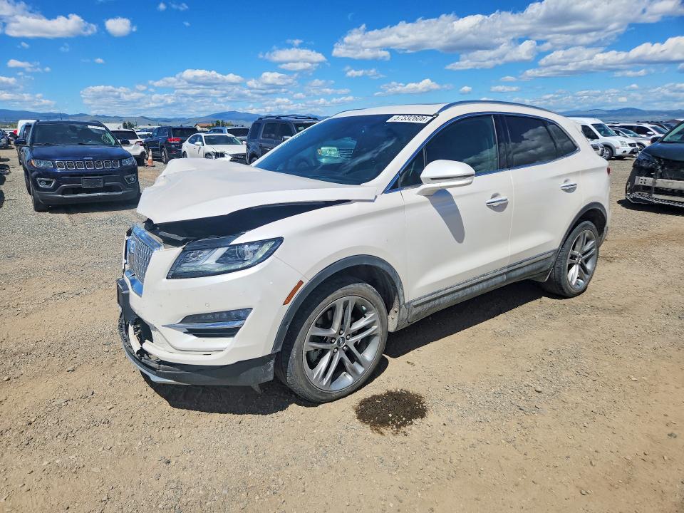 LINCOLN MKC 2019 with VIN 5LMTJ3DHXKUL13427 - Photo from auction