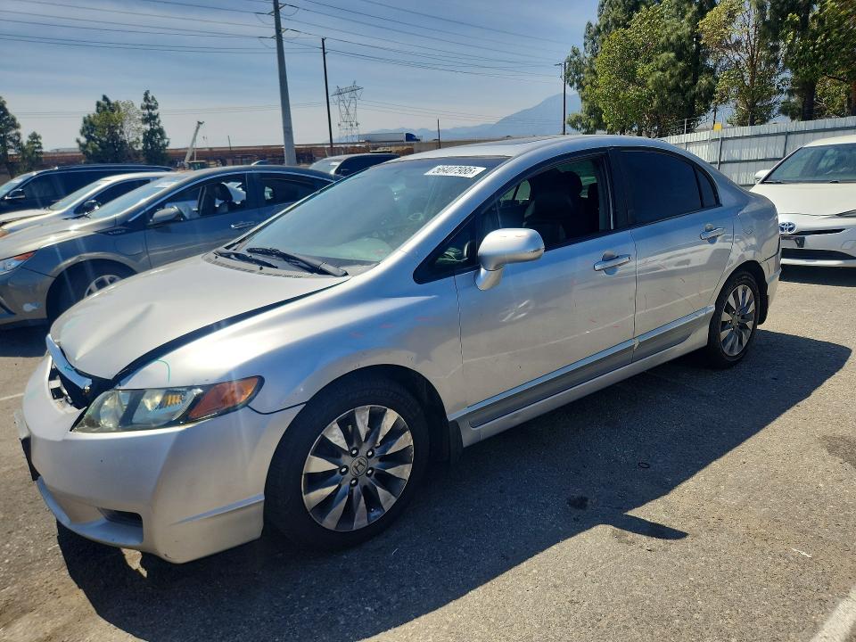 HONDA CIVIC 2010 with VIN 19XFA1F97AE038286 - Photo from auction