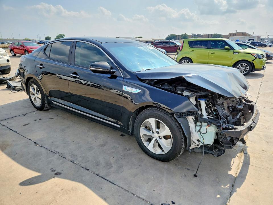 Photo 4 from auction – 2016 KIA OPTIMA with VIN KNAGM4AD6G5095847