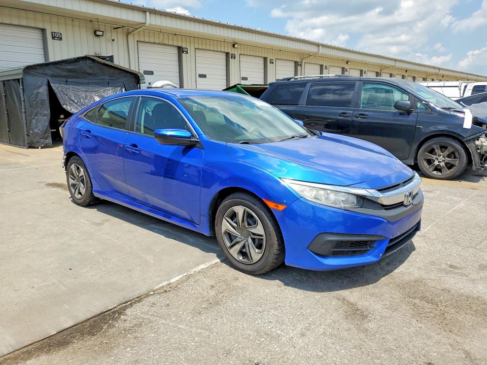 Photo 4 from auction – 2017 HONDA CIVIC with VIN 2HGFC2F58HH524456