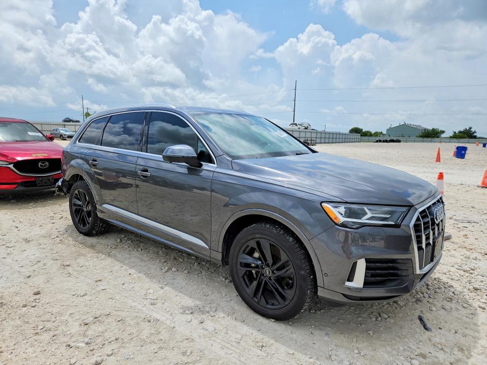 Photo 4 from auction – 2021 AUDI Q7 with VIN WA1LJAF76MD012568