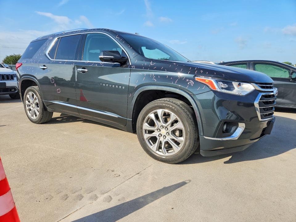 Photo 4 from auction – 2020 CHEVROLET TRAVERSE with VIN 1GNERKKW0LJ255830