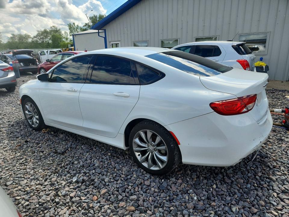 Photo 2 from auction – 2016 CHRYSLER 200 with VIN 1C3CCCBB3GN161805
