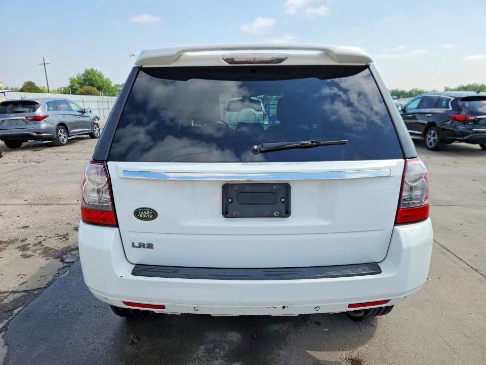 Photo 6 from auction – 2012 LAND ROVER LR2 with VIN SALFR2BN3CH281598