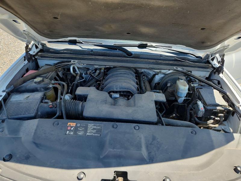 Снимка 12 от търг – 2015 CHEVROLET SUBURBAN с VIN 1GNSKKKCXFR156189
