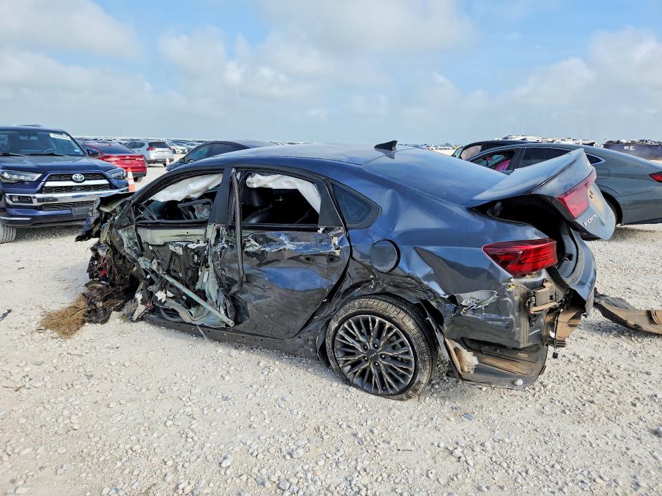 Photo 2 from auction – 2024 KIA FORTE with VIN 3KPF54ADXRE835113