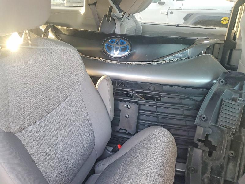 Photo 12 from auction – 2021 TOYOTA SIENNA with VIN 5TDKSKFC9MS028043