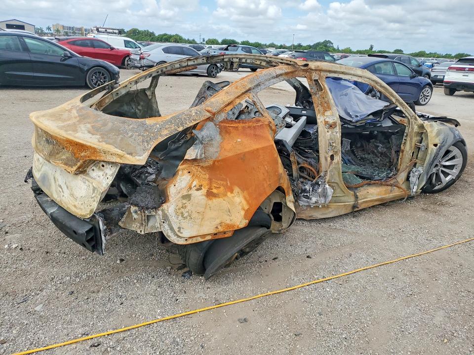Photo 3 from auction – 2022 TESLA MODEL 3 with VIN 5YJ3E1EA0NF371352