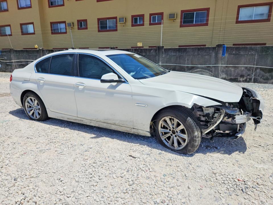 Photo 4 from auction – 2016 BMW 528 with VIN WBA5A5C55GD528737