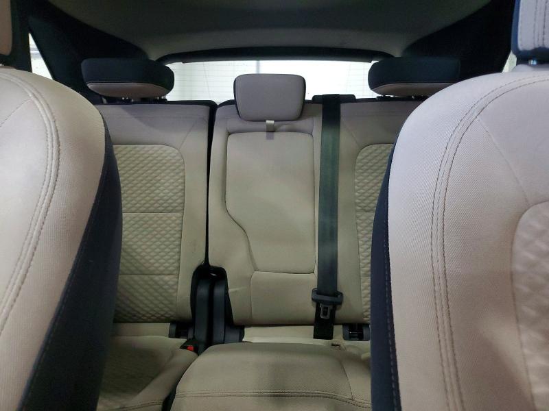 Photo 10 from auction – 2020 FORD ESCAPE with VIN 1FMCU9G62LUA09114