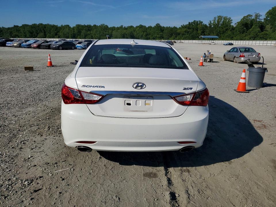 Foto 6 de la subasta – 2013 HYUNDAI SONATA con VIN 5NPEC4AB3DH805066