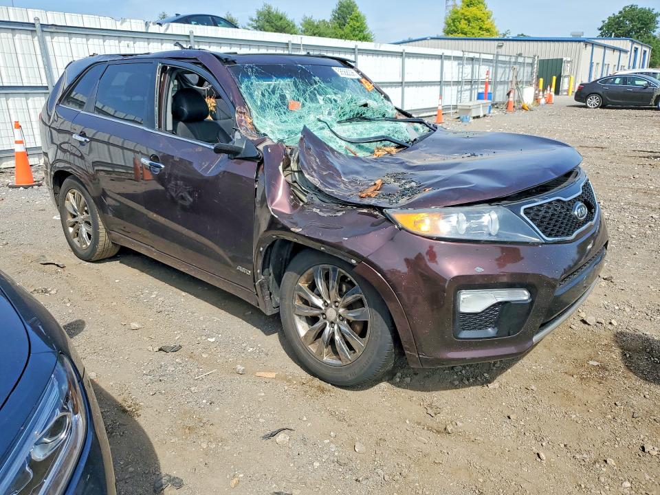 Photo 4 from auction – 2012 KIA SORENTO with VIN 5XYKWDA24CG251617
