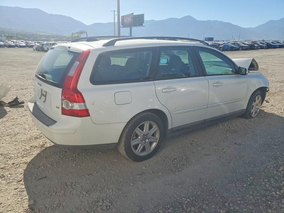 Photo 3 from auction – 2007 VOLVO V50 with VIN YV1MW390X72271872