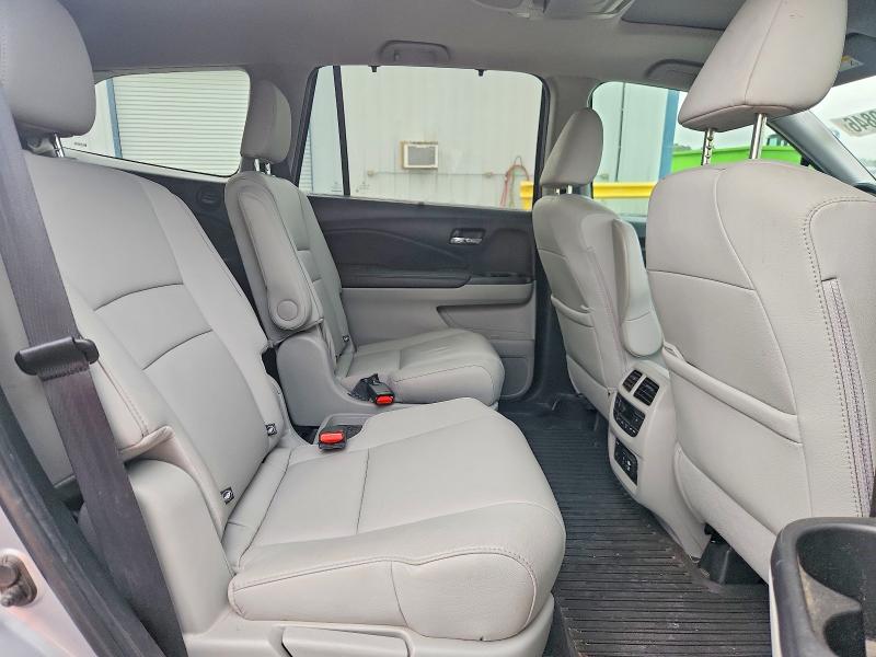 Photo 11 from auction – 2021 HONDA PILOT with VIN 5FNYF5H63MB017678