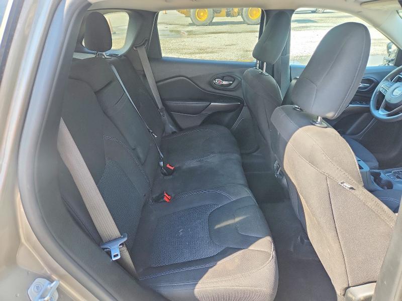 Photo 11 from auction – 2019 JEEP CHEROKEE with VIN 1C4PJLCB1KD396185