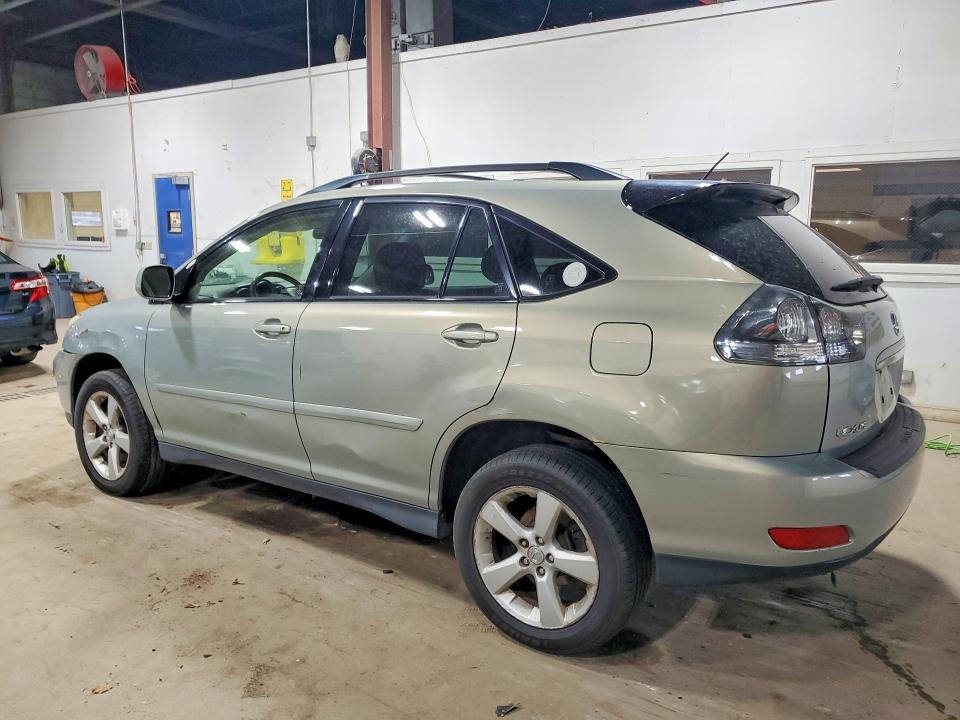 Photo 2 from auction – 2004 LEXUS RX with VIN JTJHA31UX40040432