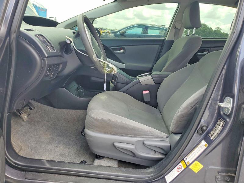 Photo 7 from auction – 2013 TOYOTA PRIUS with VIN JTDKN3DU2D1684364