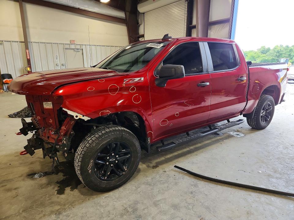 CHEVROLET SILVERADO 2021 with VIN 1GCPYCEFXMZ410182 - Photo from auction