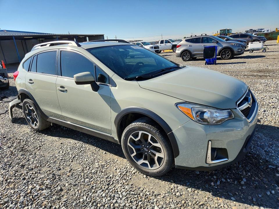 Photo 4 from auction – 2017 SUBARU CROSSTREK with VIN JF2GPABC9H8225913