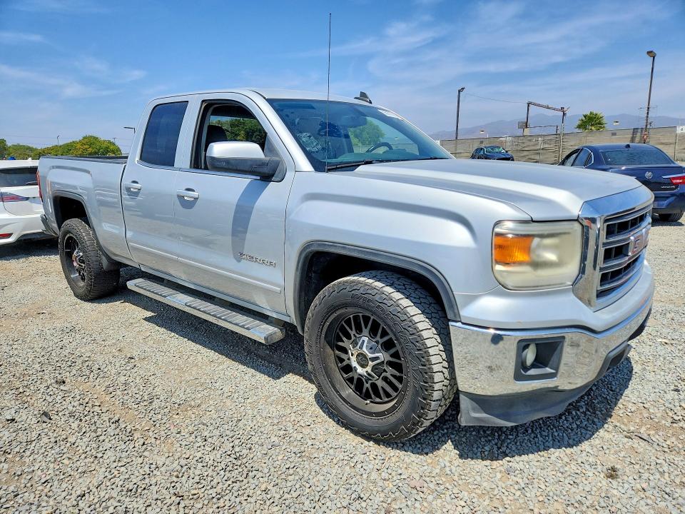 Photo 4 from auction – 2015 GMC SIERRA with VIN 1GTR1UEC4FZ171434