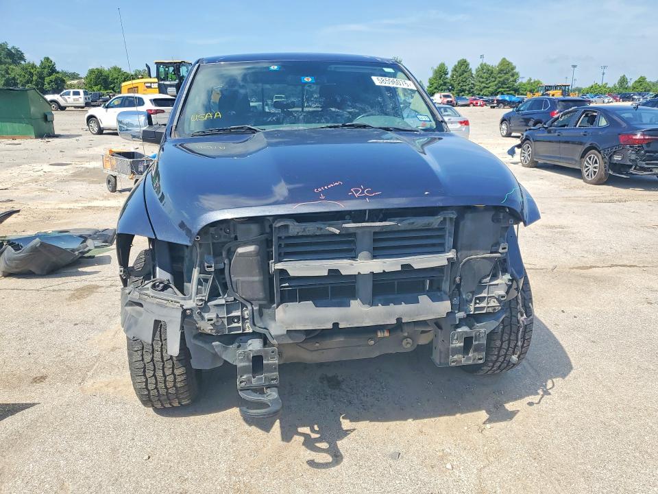 Photo 5 from auction – 2018 RAM 1500 with VIN 1C6RR6LT9JS105493