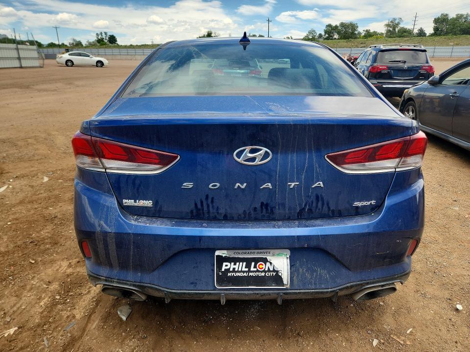 Photo 6 from auction – 2018 HYUNDAI SONATA with VIN 5NPE34AF6JH672964
