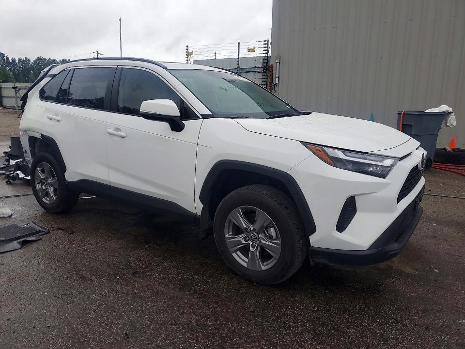 Photo 4 from auction – 2024 TOYOTA RAV4 with VIN 2T3W1RFV7RC296871