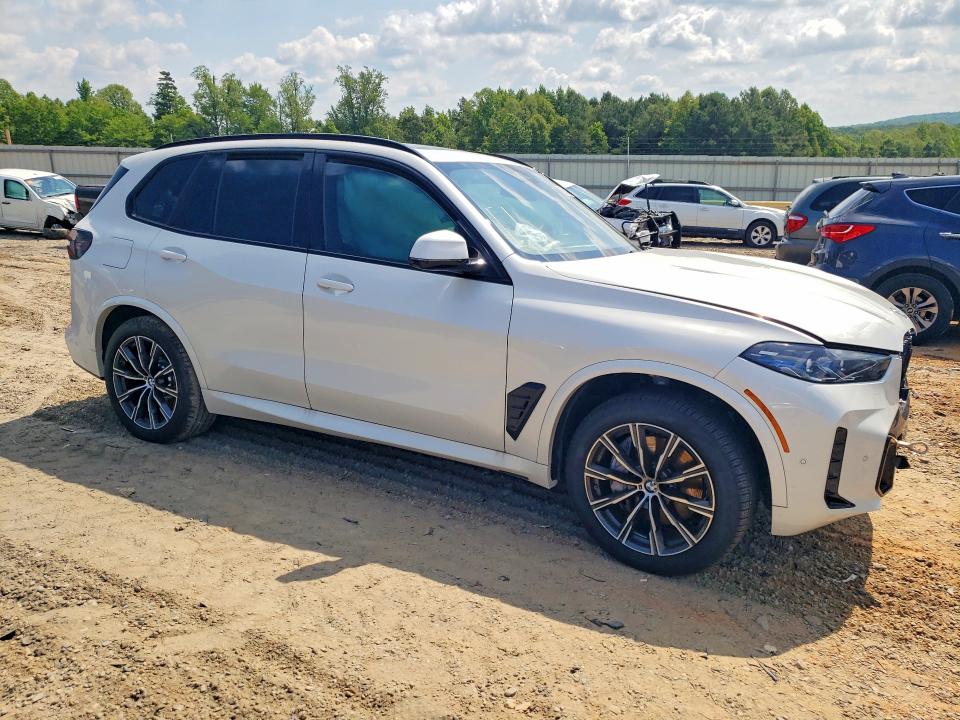 Photo 4 from auction – 2026 BMW X5 with VIN 5UX43EU02T9129016