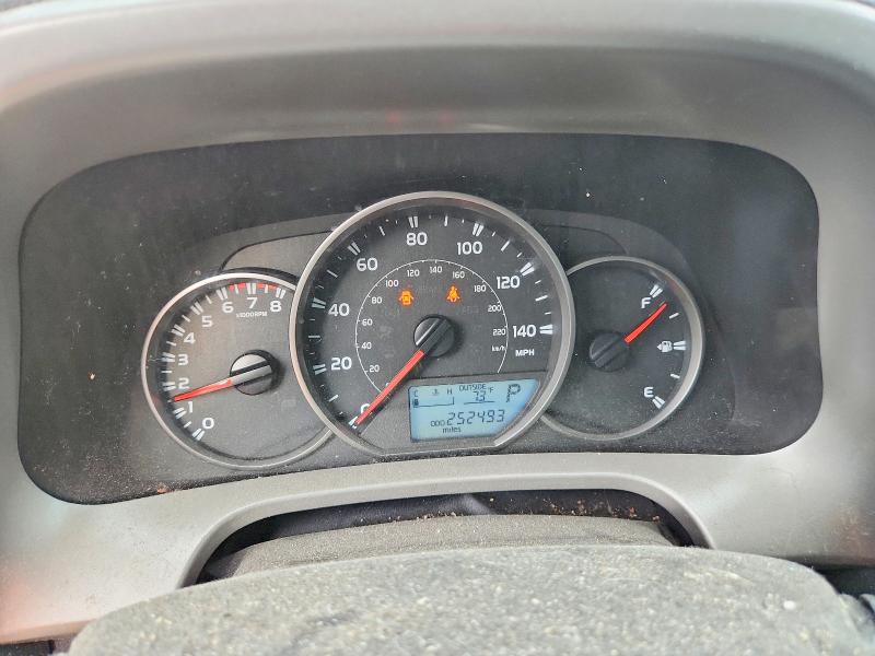 Photo 9 from auction – 2016 TOYOTA RAV4 with VIN 2T3BFREV0GW537084