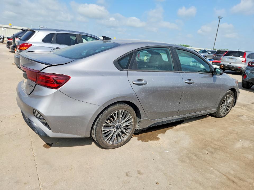 Photo 3 from auction – 2024 KIA FORTE with VIN 3KPF54AD7RE774254
