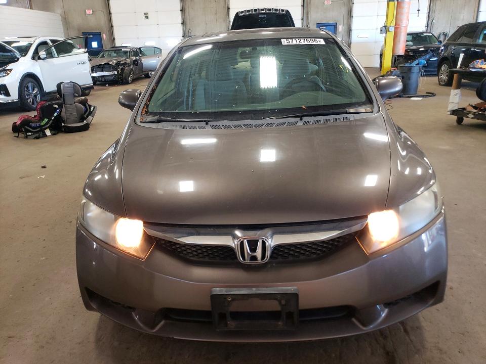 Foto 5 de la subasta – 2009 HONDA CIVIC con VIN 19XFA16879E008997